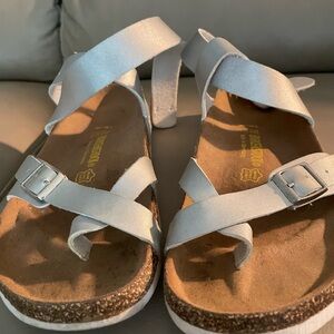 Reduced 🌞 SALE SILVER BIRKENSTOCK YARA sandals
